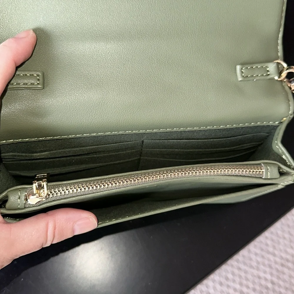 🆕 BEBE Small Crossbody Bag - Picture 5 of 13